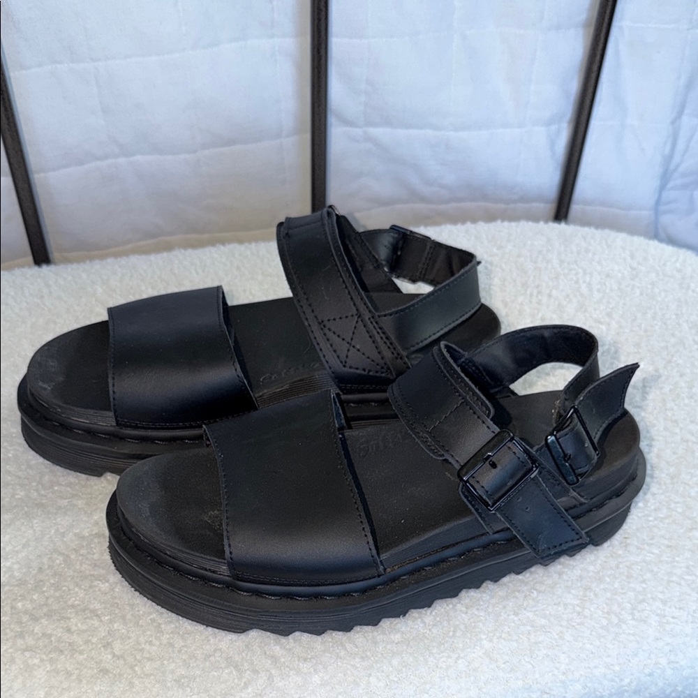 Dr. Martens Men's Black Leather Buckle Strap Sandals